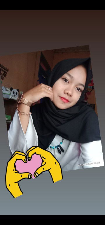 Siti Nuraeni profile icon