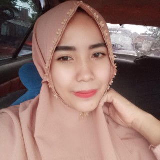 Reni Nura profile icon