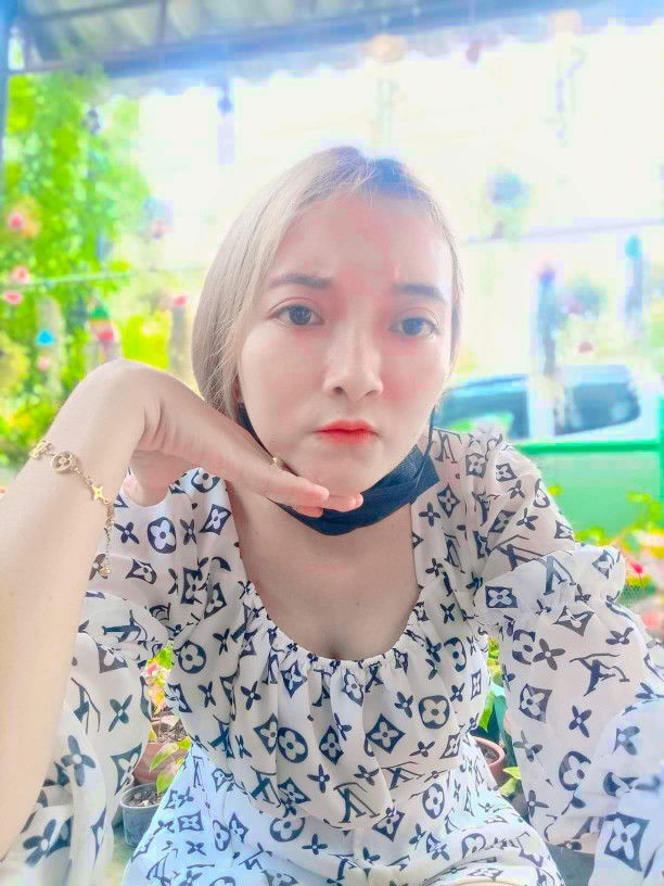 Rong Churathiphon profile icon