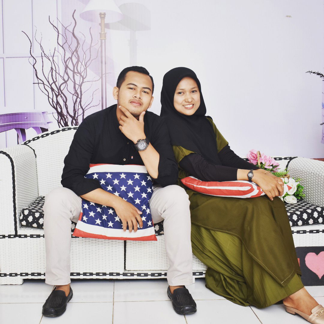 Desi Purnamasari profile icon