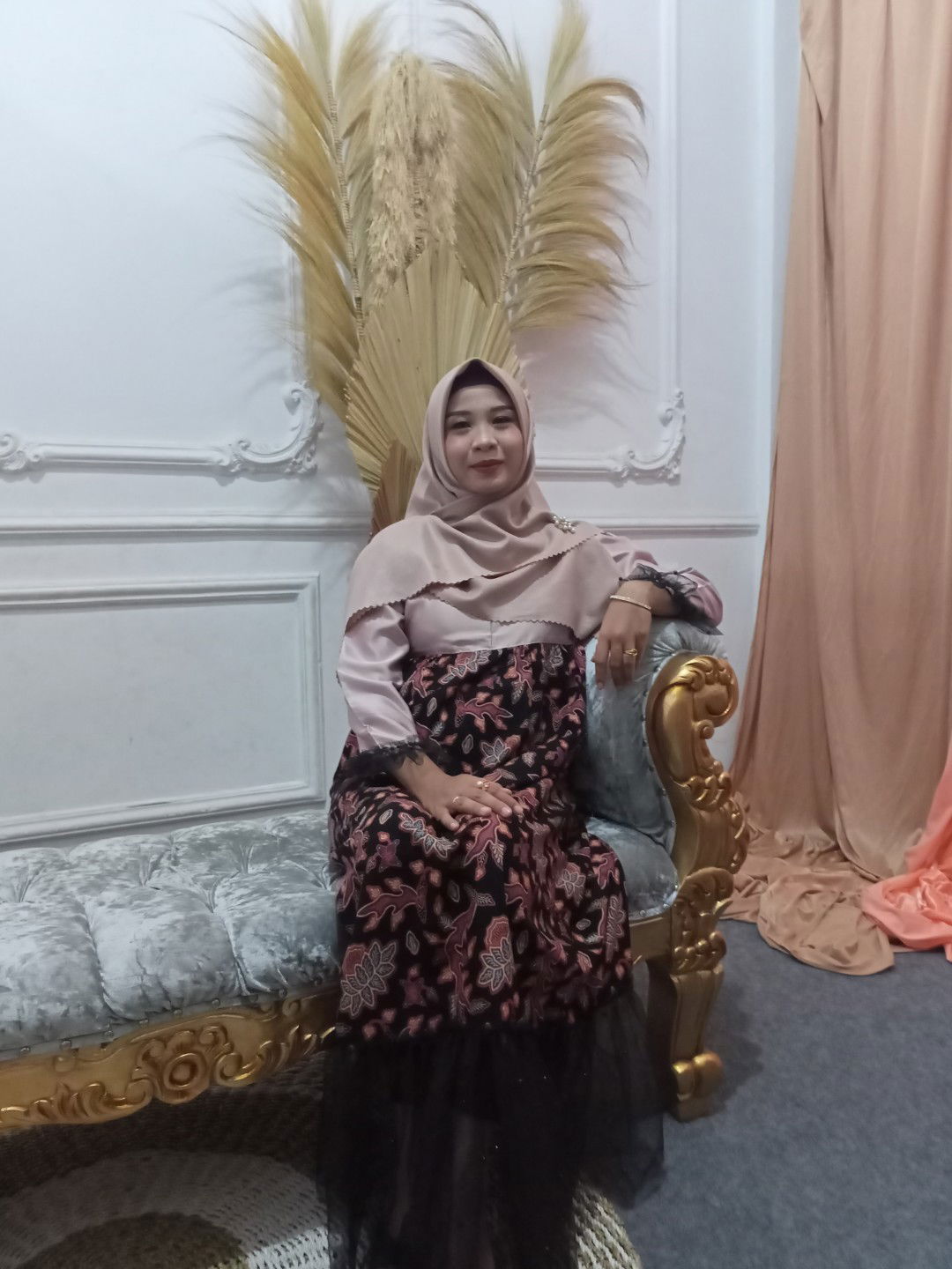 J. Rayanti profile icon