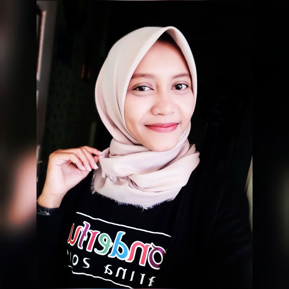 Elsa Fitri profile icon