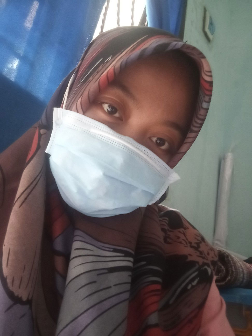 munadiroh 94 profile icon