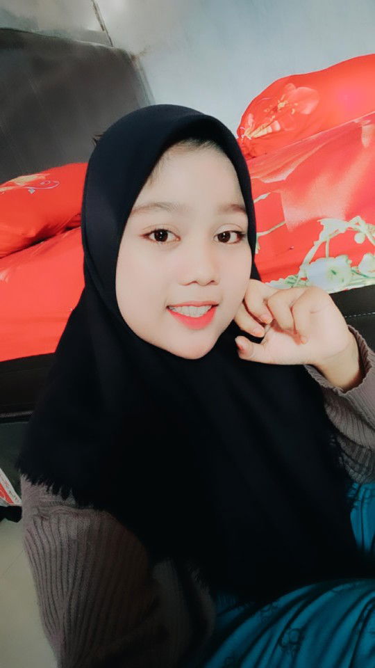 adriana putri profile icon