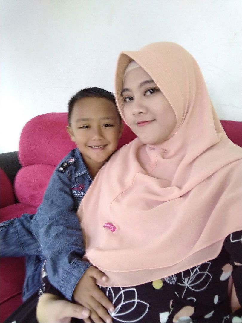 Anna Nur profile icon