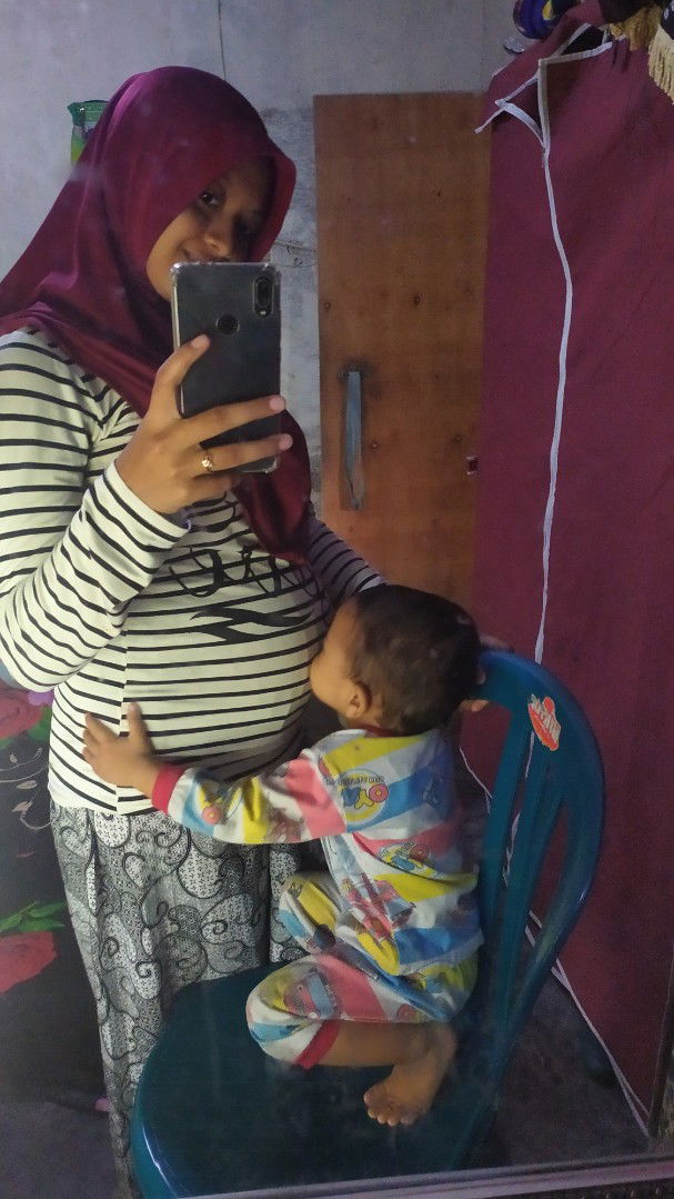 novita sari profile icon