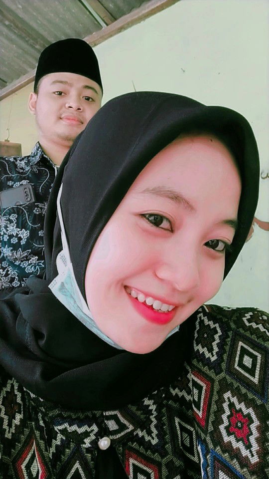 Izati Choirina profile icon