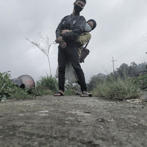 Tias Ratriyana profile icon