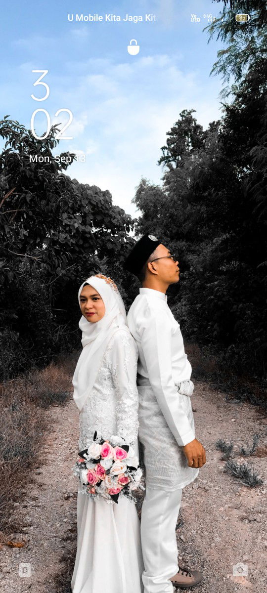 azmiza azmi profile icon