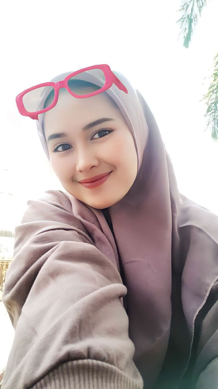 sri wahyuni profile icon