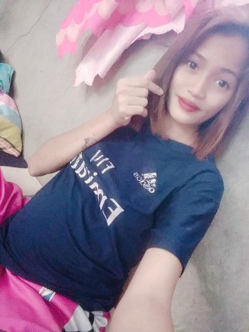 Sherly Montano profile icon