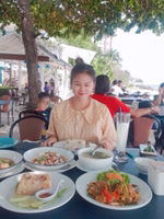 mei chaphaphat profile icon