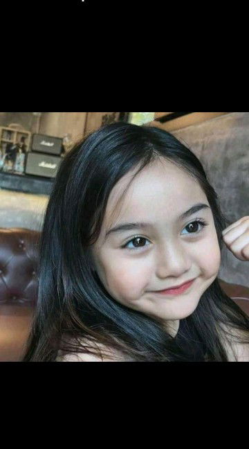 feni novitasari profile icon