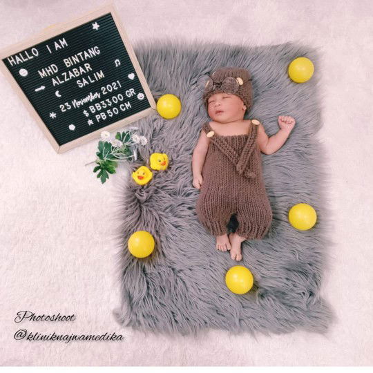 tary sulastri profile icon