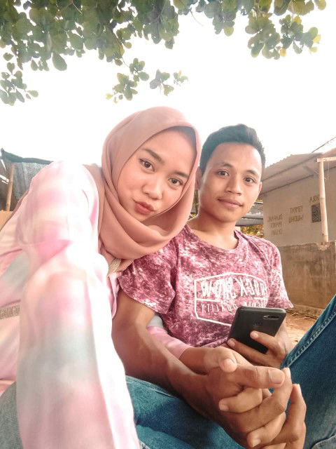 Nur khayati profile icon