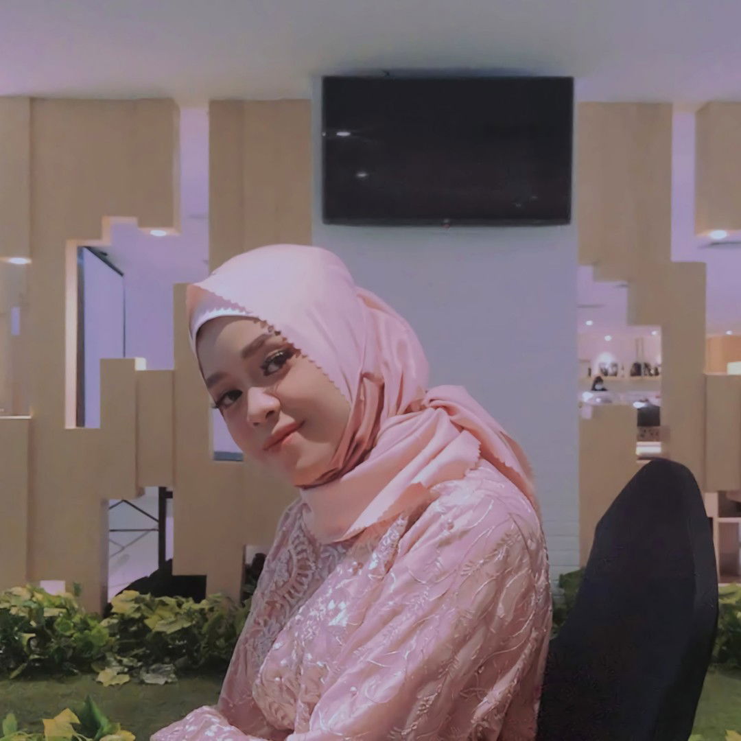 April Lita profile icon