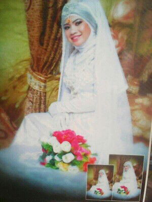 Putri Yani profile icon