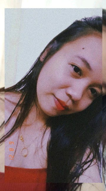 Yoko Ono profile icon