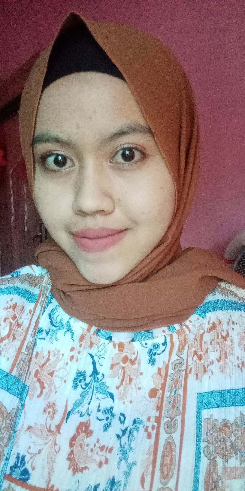 Tri Noviyanti profile icon