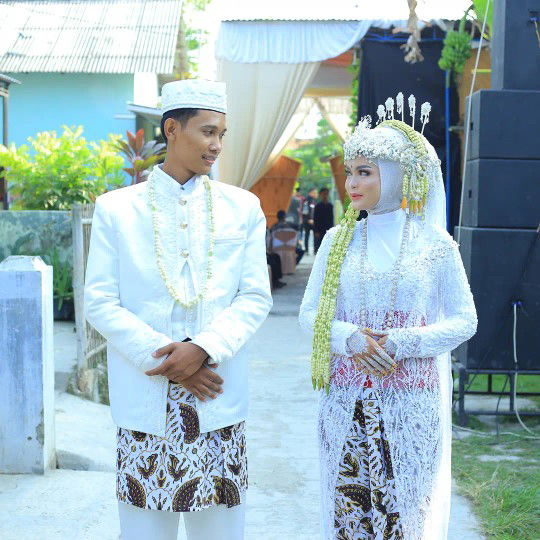 Bulan Gustiyani profile icon