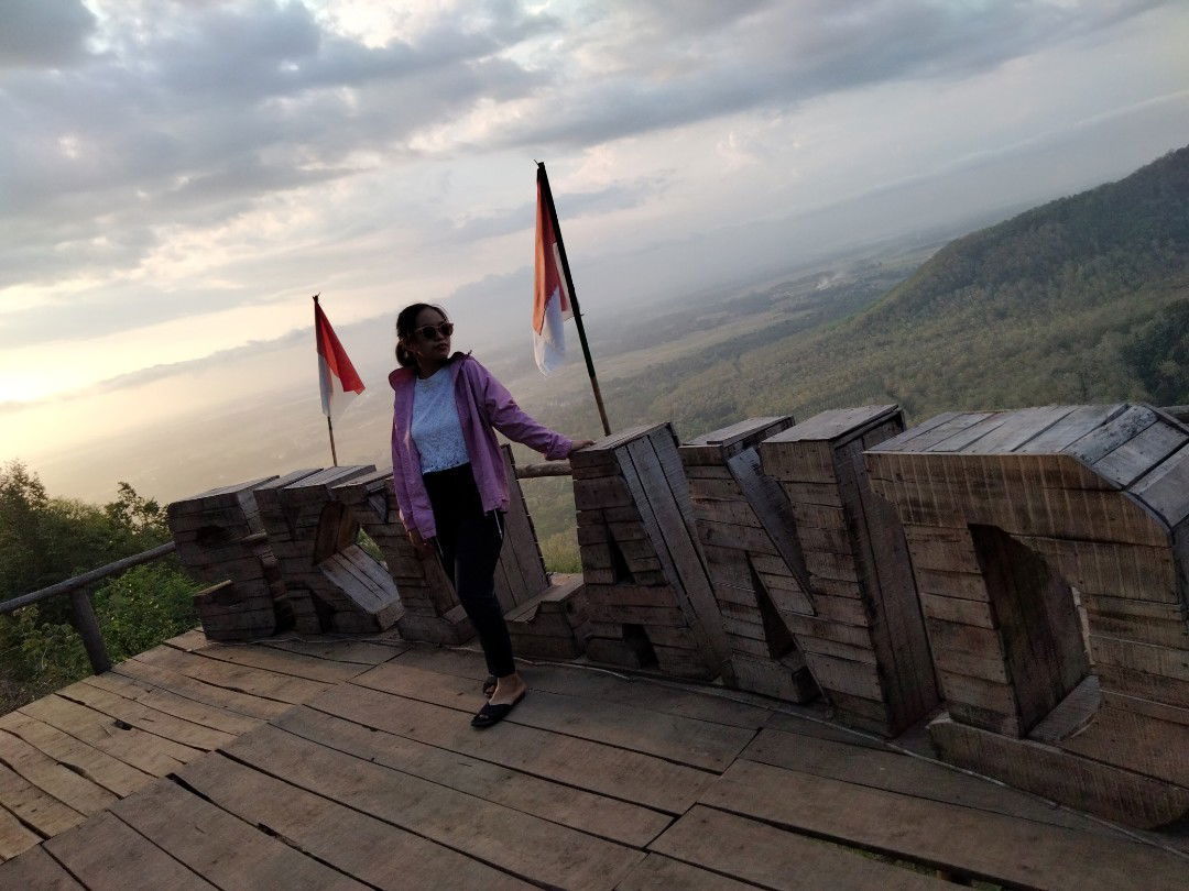 Fitri Emiliana profile icon