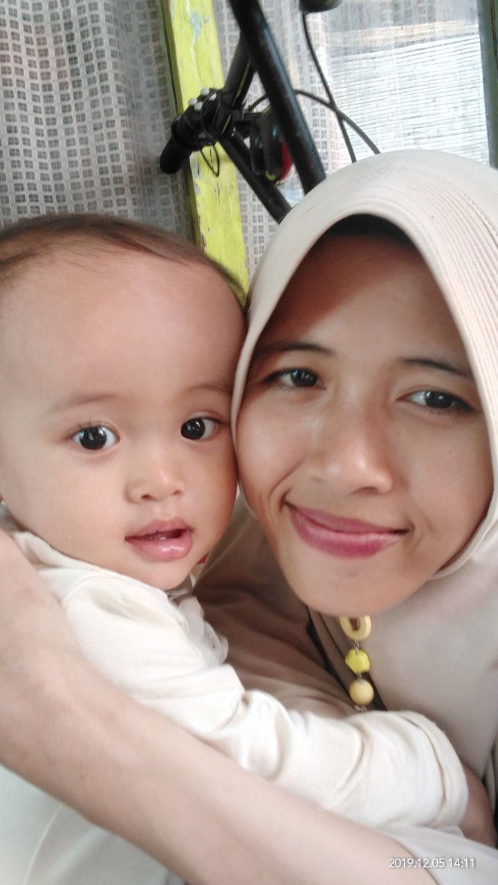 Santi Widianti Rachmat profile icon