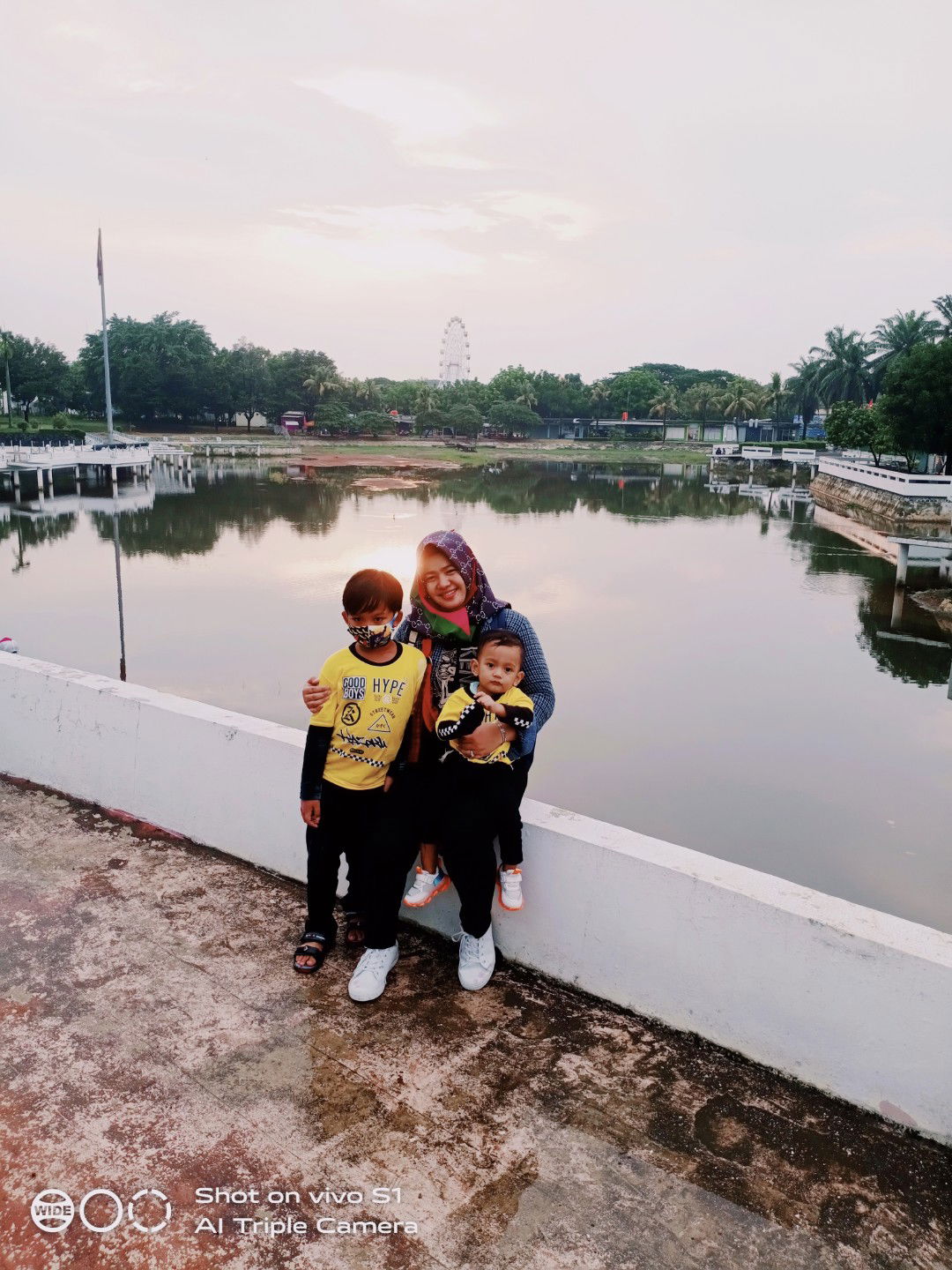 Luccy Sushanty profile icon