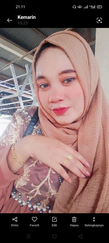 Eka Rahayuk profile icon