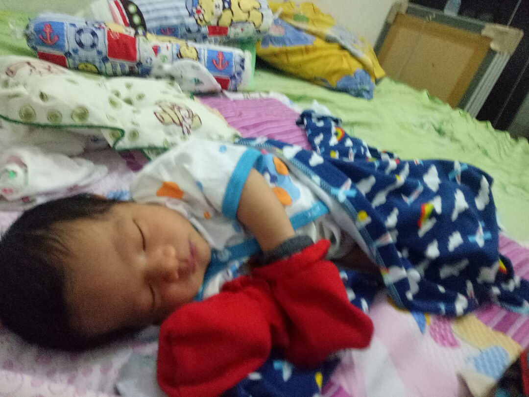 posisi tidur bayi