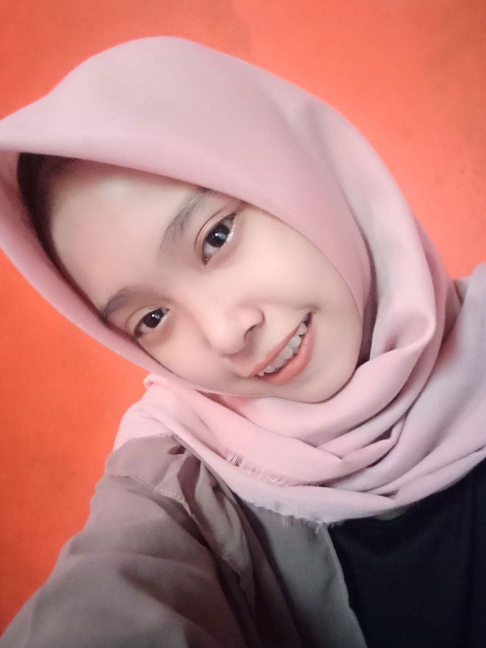 Dwi Siti Mundiroh profile icon