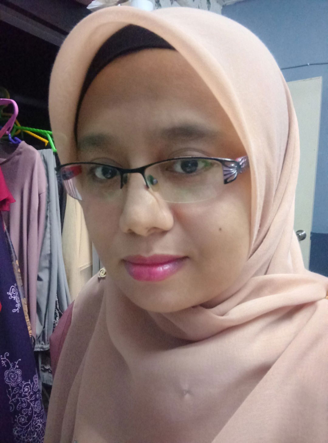 Shazylin binti abu profile icon