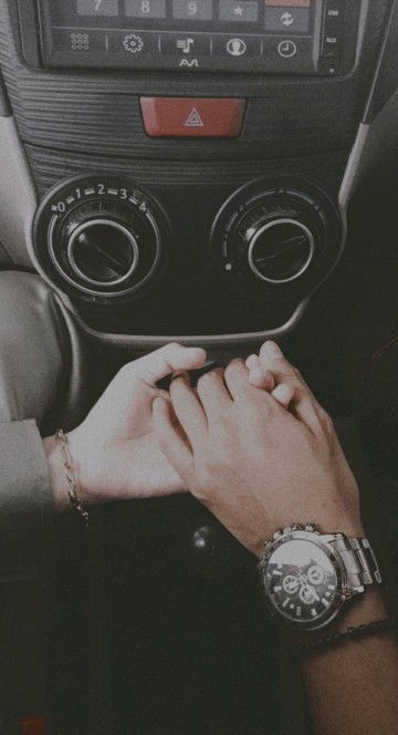 Ratu Dzakiyah profile icon