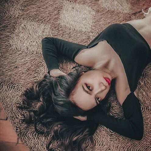 Emz Villacantos profile icon