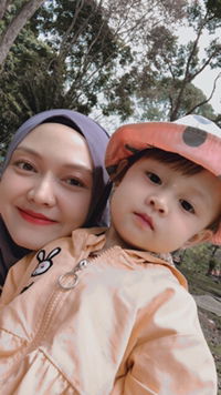 Elina Farlina profile icon