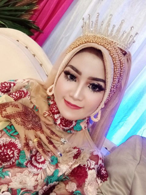 Rohayati profile icon