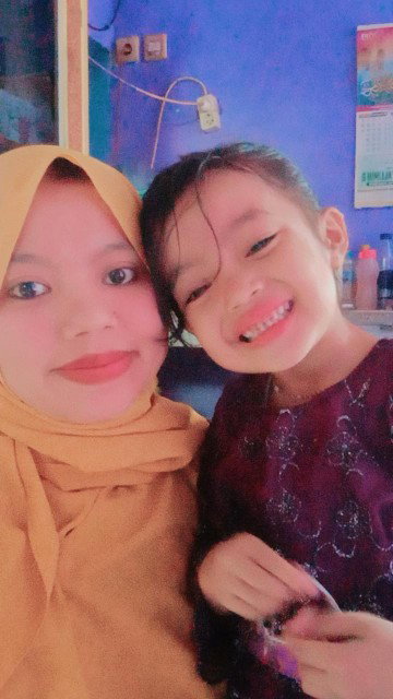 Ade Lia profile icon