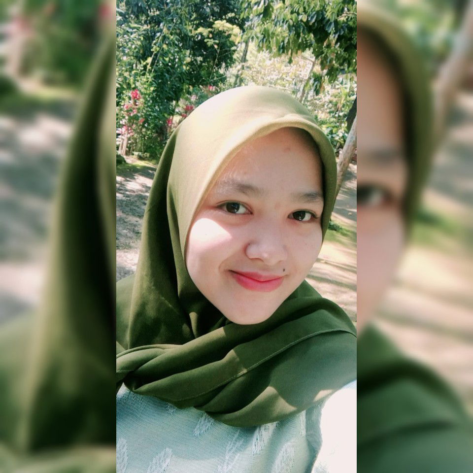 Luluk Widiyani profile icon