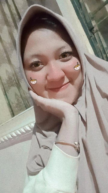 Sitti Zahratul Uyuni profile icon