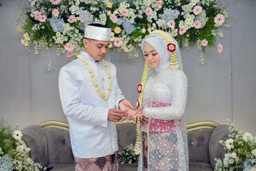 Ika April profile icon