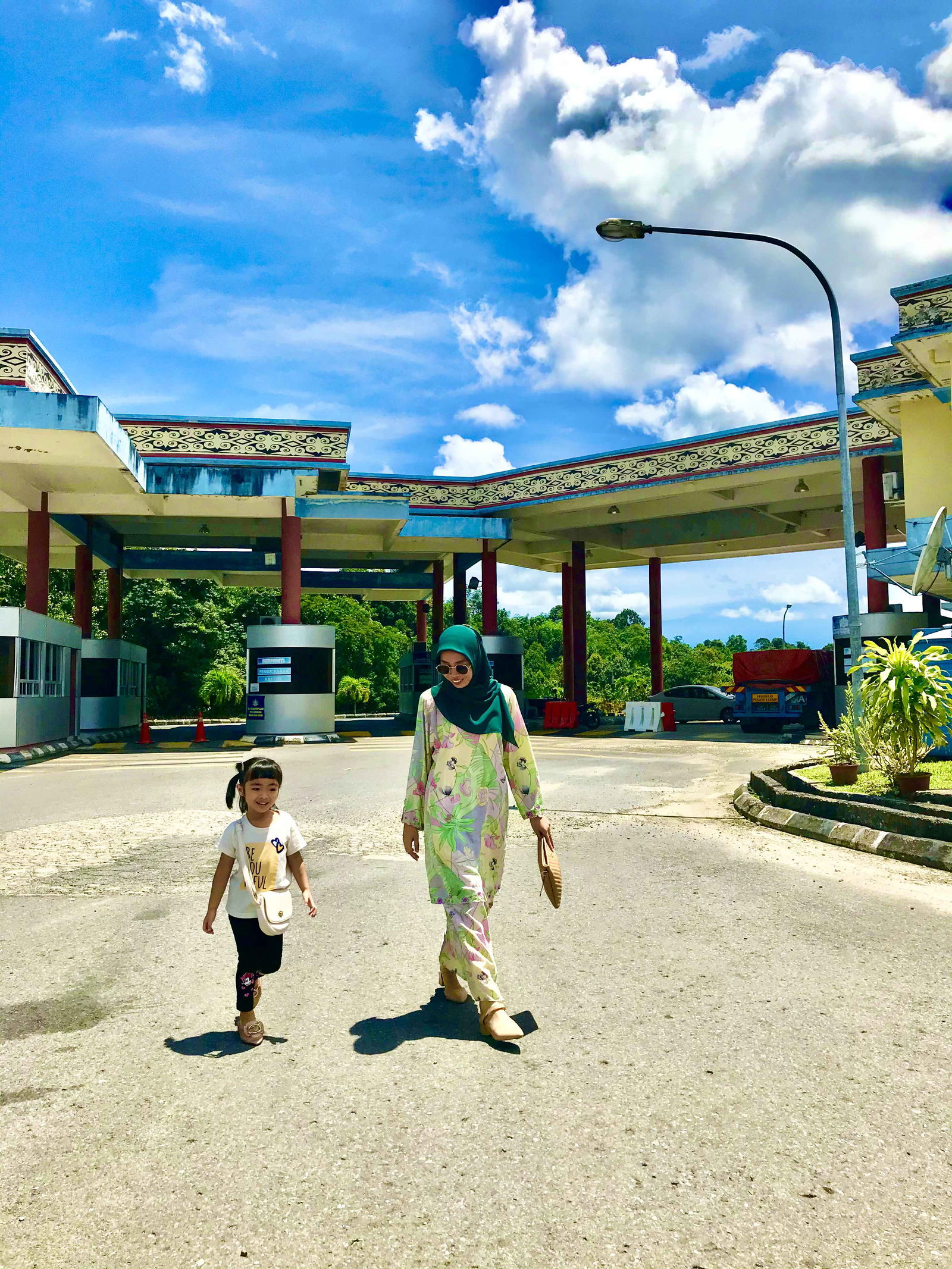 NhaniHamzani profile icon