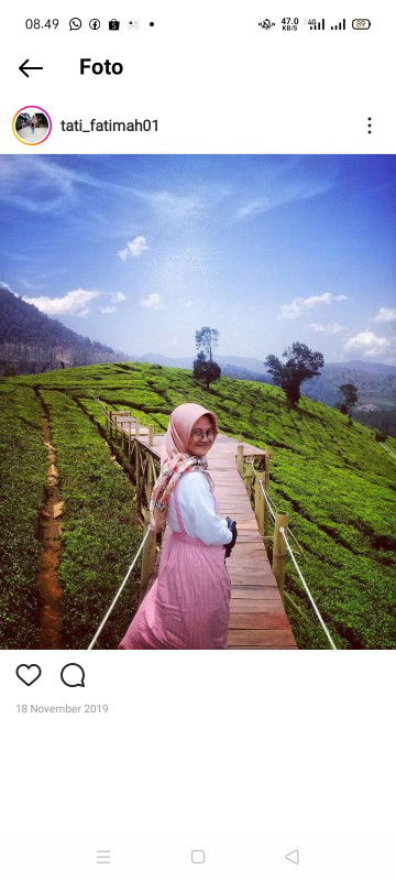 tati fatimah profile icon