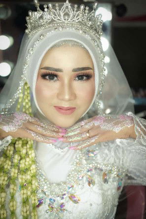 Rina Agustina profile icon