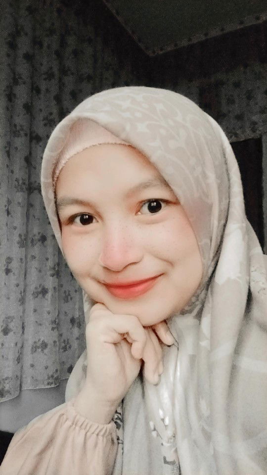 Monika Apresia profile icon