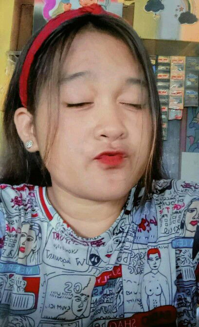 Safitri Ariyanti profile icon