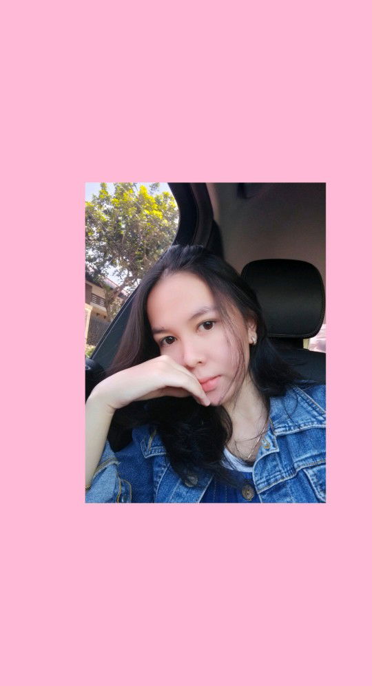 Nina Indriani profile icon