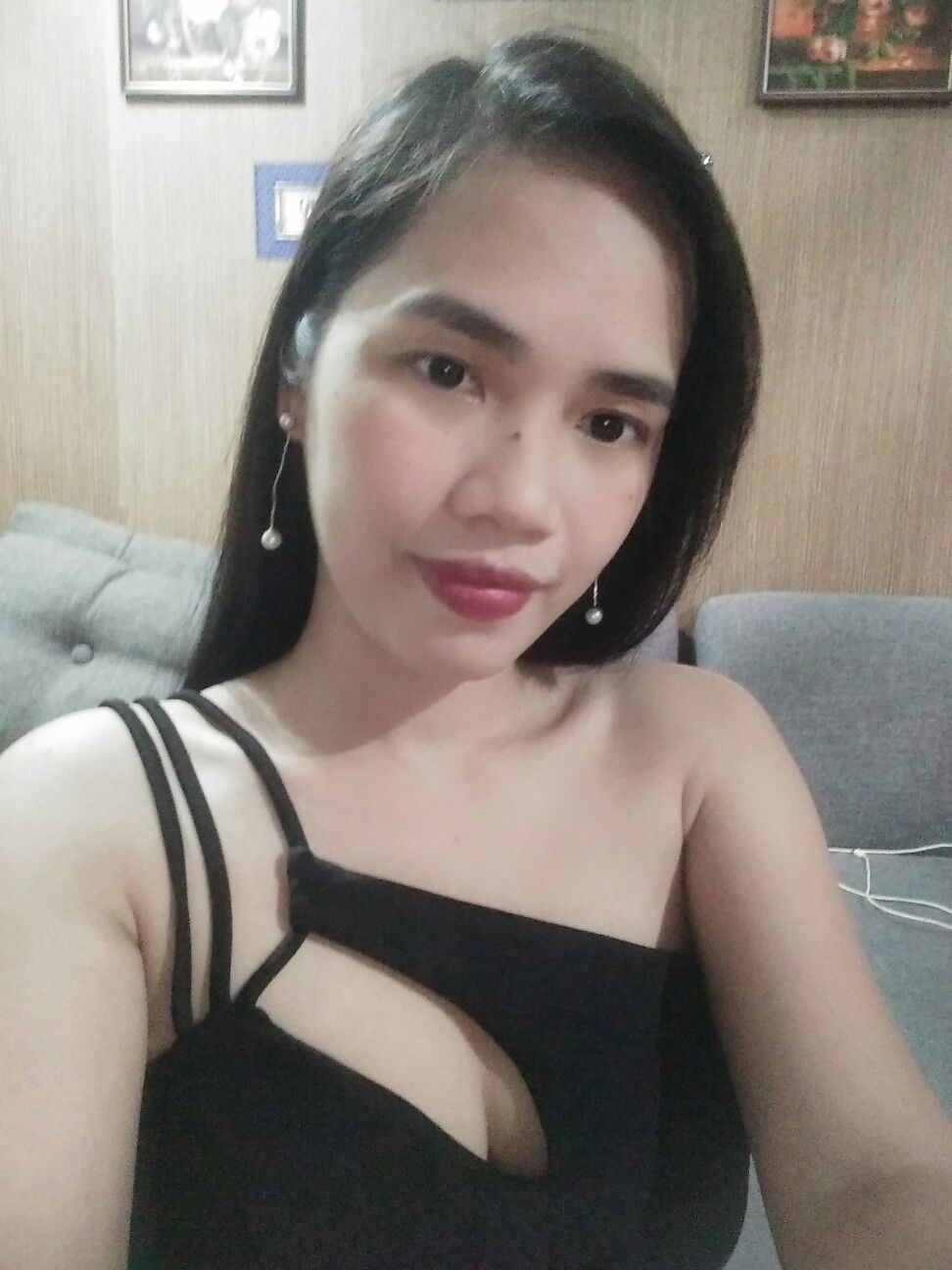 Melanie Ladaran profile icon