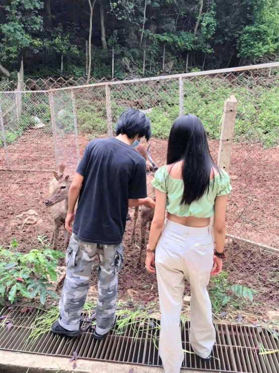 Nam Monthira profile icon