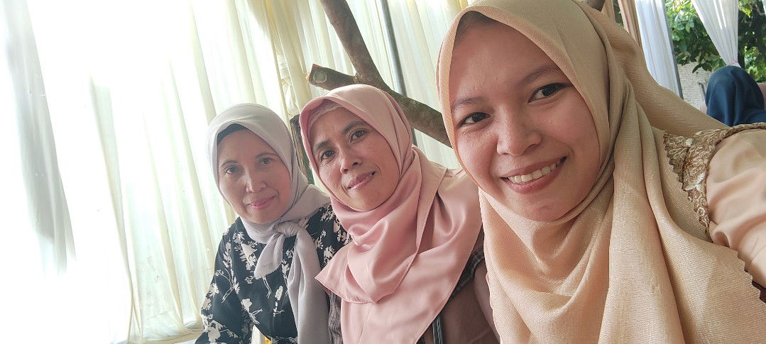 Nur Ayuni profile icon