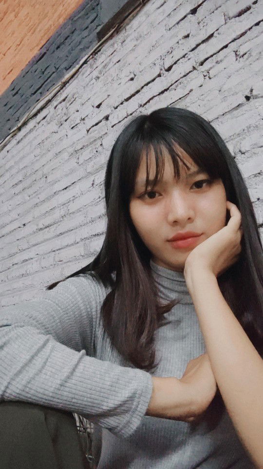 Yuli Larasati profile icon