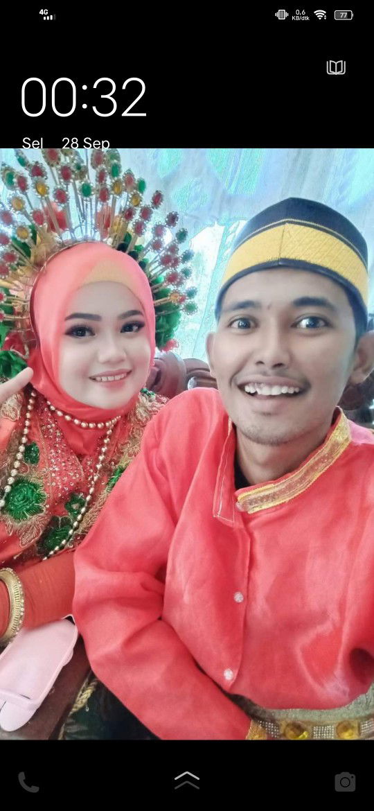 Ikha Sari profile icon